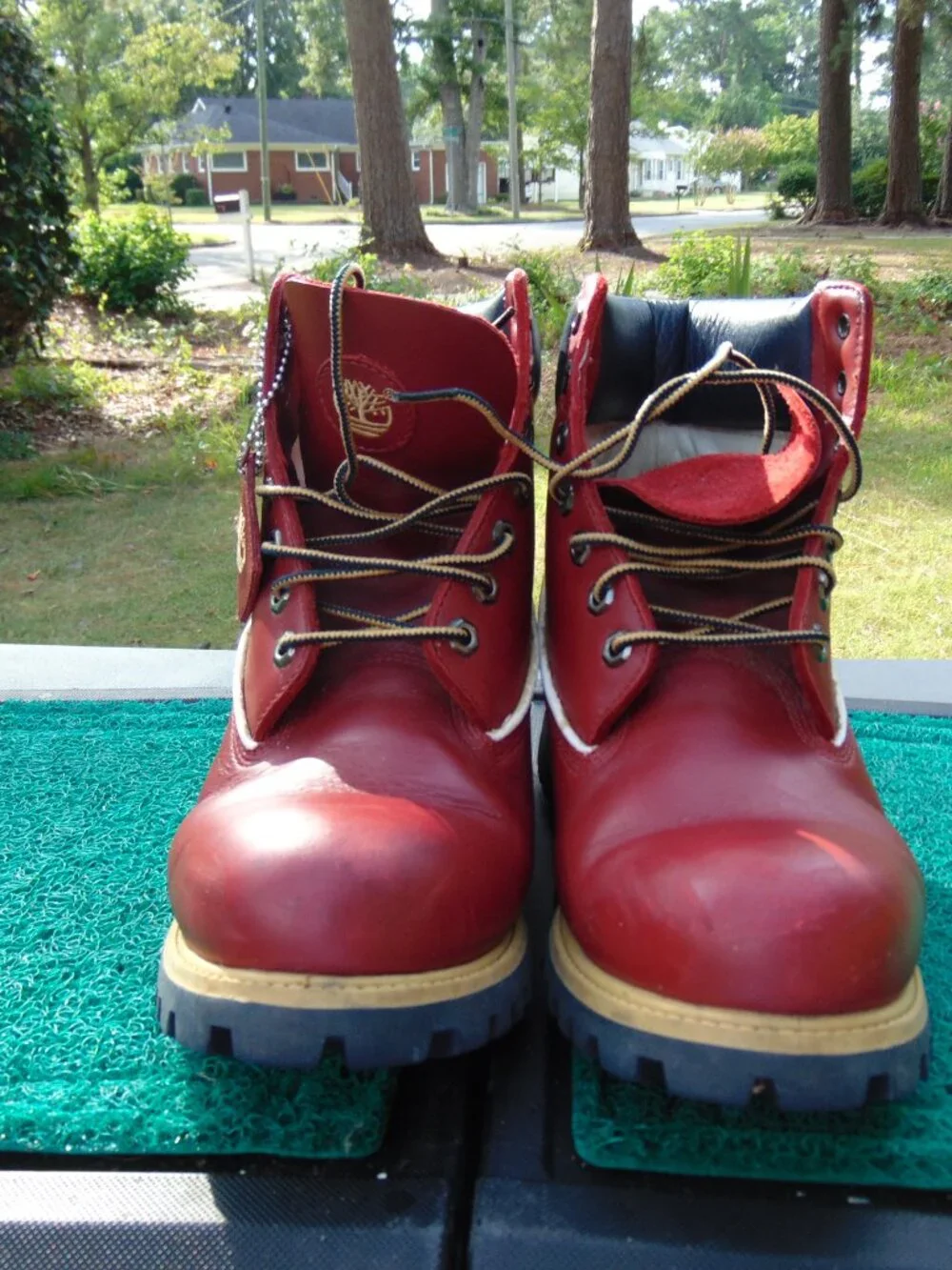 Timberland Boots Red Leather Men’s Size 9.5 6-Inch Premium Waterproof EXCELLENT